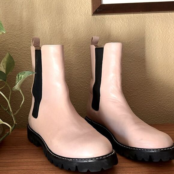 J Crew Gwen lug sole Chelsea boots - Picture 1 of 8